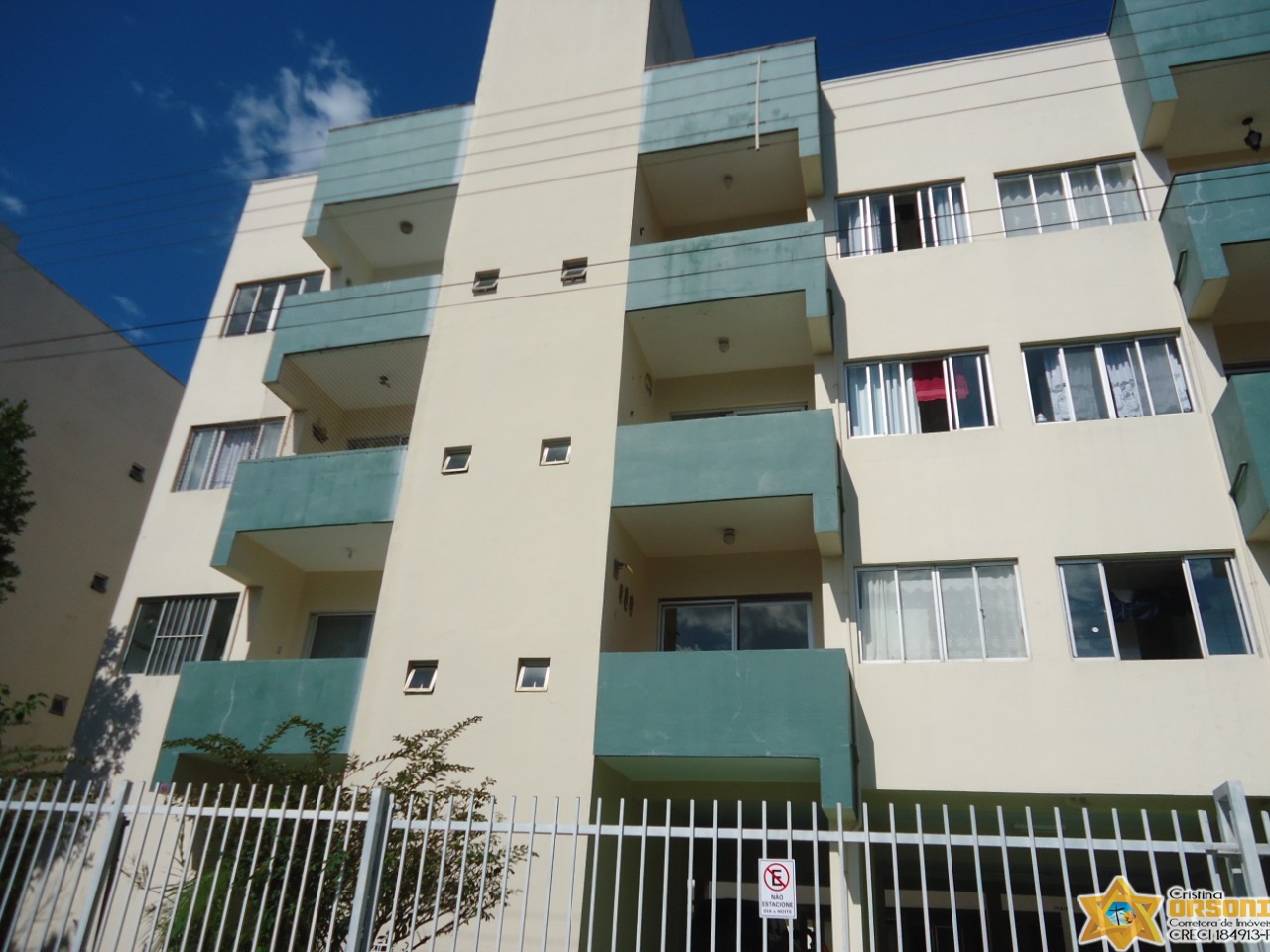 Excelente apartamento no tenório